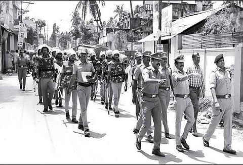 முத்துப்பேட்டை: விநாயகர் சிலை ஊர்வலத்தை முன்னிட்டு போலீசார் அணிவகுப்பு ஒத்திகை