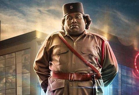 வித்தியாசமான தோற்றத்தில் யோகிபாபு