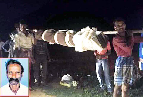 செம்மரம் வெட்டியதாக சுட்டுக் கொல்லப்பட்ட தமிழக தொழிலாளியின் உடல் உறவினர்களிடம் ஒப்படைப்பு