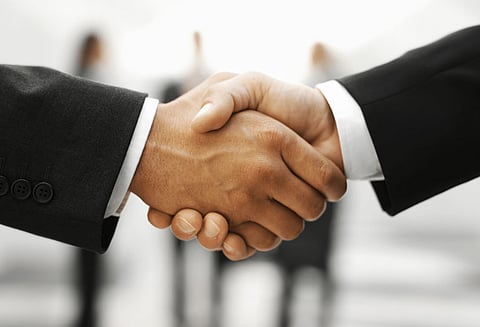 வங்கிகள் இணைப்பு: யாருக்கு லாபம்?