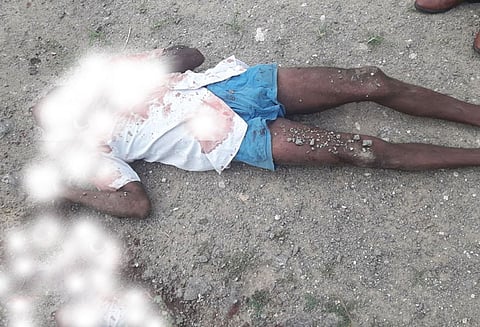 முன்விரோதத்தில் விவசாயி கொடூர கொலை கொட்டகைக்கு தீ வைப்பு