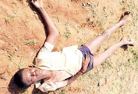 செல்போன் திருடியதாக சிறுவனை கட்டி வைத்து அடித்துக்கொன்ற கும்பல் 5 பேர் கைது