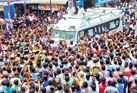 பணம் கொடுத்து வாக்குகளை பெறும் நிலை மாற வேண்டும் கமல்ஹாசன் பேச்சு