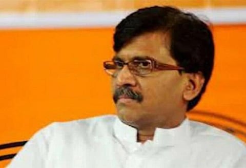 வாக்குப்பதிவு எந்திரம் தொடர்பாக சர்ச்சை கருத்து: சிவசேனா எம்.பி.க்கு தேர்தல் கமிஷன் நோட்டீஸ்