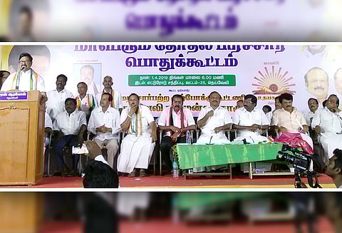 மத்தியிலும், மாநிலத்திலும் மாற்றத்தை மக்கள் எதிர்பார்க்கிறார்கள் - நெய்வேலி பிரசார கூட்டத்தில் கே.எஸ்.அழகிரி பேச்சு