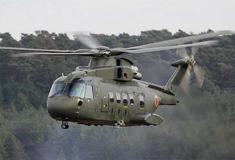 ஹெலிகாப்டர் ஊழல் வழக்கு: குற்றப்பத்திரிகை தகவல் வெளியானது எப்படி? விசாரணை கேட்டு கோர்ட்டில் இடைத்தரகர் மனு