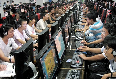 சட்டவிரோத தகவல்களை கொண்ட 33 ஆயிரம் மொபைல் ஆப்களை நீக்கிய சீனா