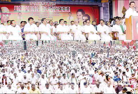 தமிழகத்தில் கடந்த 5 ஆண்டுகளில் அ.தி.மு.க. எம்.பி.க்கள் செய்த சாதனைகளை பட்டியலிட தயாரா? எடப்பாடி பழனிசாமிக்கு மு.க.ஸ்டாலின் கேள்வி