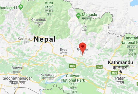 நேபாளத்தில் மித அளவிலான நிலநடுக்கம்; மக்கள் அலறியடித்து ஓட்டம்