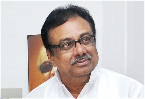 ஊழல் விவகாரத்தில் பதில் சொல்லவில்லை என்றால் ‘ஓ.பன்னீர்செல்வம் மீது வழக்கு தொடருவேன்’ ஈ.வி.கே.எஸ்.இளங்கோவன் பரபரப்பு பேட்டி