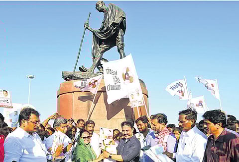 வாக்குறுதியை நிறைவேற்றாவிட்டால் மக்கள் நீதி மய்ய வேட்பாளர்கள் பதவியை ராஜினாமா செய்வார்கள் கமல்ஹாசன் உறுதி