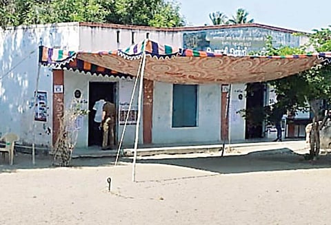 வேப்பூர் அருகே, மருத்துவக்கழிவு ஆலை அமைக்க எதிர்ப்பு, நாடாளுமன்ற தேர்தலை புறக்கணித்த கிராம மக்கள்