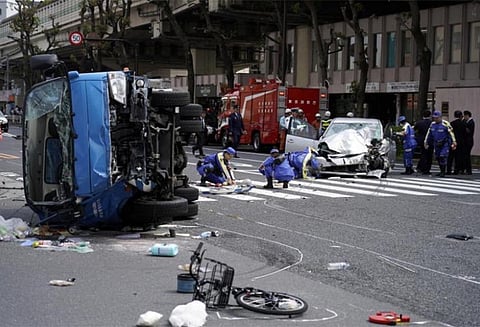 ஜப்பானில் பயங்கரம்: மக்கள் கூட்டத்துக்குள் புகுந்த கார் - 2 வயது குழந்தையுடன் இளம் பெண் பலி