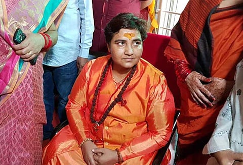 போலீஸ் அதிகாரி பற்றி பா.ஜனதா பெண் வேட்பாளர் சர்ச்சை கருத்து - எதிர்ப்பு கிளம்பியதால் மன்னிப்பு கேட்டார்