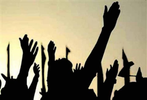 திருவாடானைஅருகே, புதுக்காடு கிராமத்திற்கு குடிநீர் வசதி செய்து தர வேண்டும் - பொதுமக்கள் கோரிக்கை