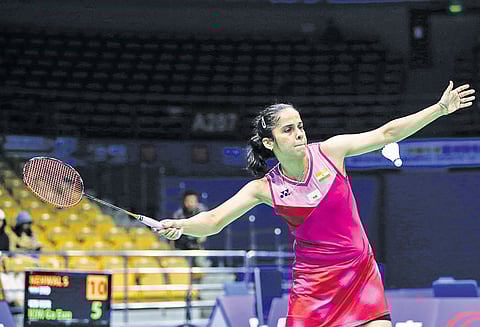 ஆசிய பேட்மிண்டன்: கால்இறுதியில் சாய்னா, சிந்து