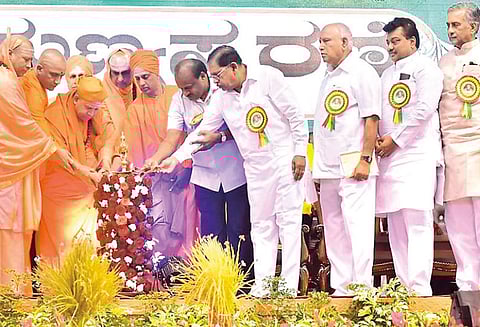 மத்தியில் காங்கிரஸ் கூட்டணி ஆட்சி அமைந்தால், சிவக்குமார சுவாமிக்கு பாரத ரத்னா விருது குமாரசாமி பேச்சு