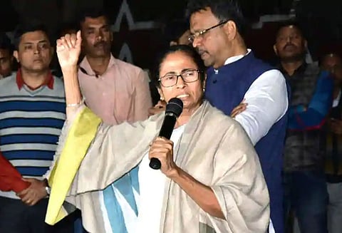 அரசியல் அமைப்பு பாதுகாக்கப்படும் வரை எனது சத்தியாகிரக போராட்டம் தொடரும்: மம்தா பானர்ஜி ஆவேசம்