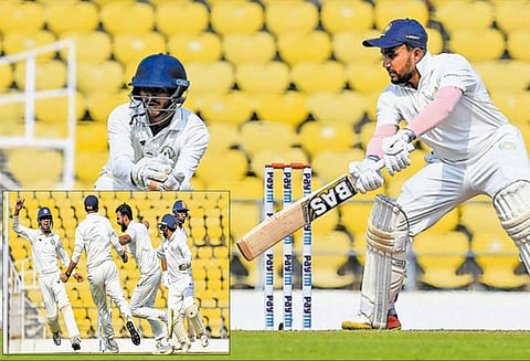 ரஞ்சி இறுதிப்போட்டி: விதர்பா அணி 312 ரன்னில் ‘ஆல்-அவுட்’