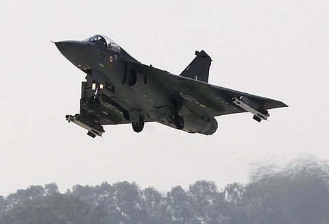 இந்திய விமானப்படை விமான விபத்துகளை தடுக்கக்கோரி சுப்ரீம் கோர்ட்டில் மனு