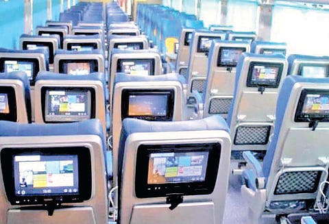 சென்னை-மதுரைக்கு 6½ மணி நேரத்தில் செல்லும் அதிவேக ரெயில் பிரதமர் நரேந்திர மோடி 19-ந்தேதி தொடங்கி வைக்கிறார்