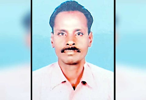 விழுப்புரத்தில் பயங்கரம், காவலாளி கழுத்தை அறுத்து கொலை