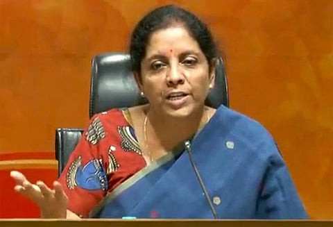 ரபேல் போர் விமான பேர விவகாரத்தில் புதிய திருப்பம்: பிரதமர் மீது ராகுல் நேரடி குற்றச்சாட்டு - ராணுவ மந்திரி நிர்மலா சீதாராமன் நிராகரிப்பு