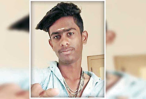 குடிபோதையில் தகராறு, பீர் பாட்டிலால் குத்தி கல்லூரி மாணவர் படுகொலை