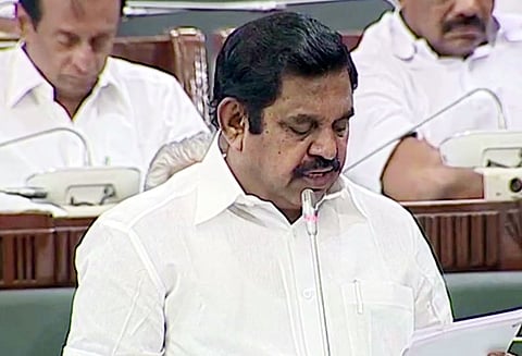 கிராமங்களில் தெருவிளக்கு, குடிநீர் பிரச்சினைகள் எப்படி தீர்க்கப்படுகிறது சட்டசபையில் எடப்பாடி பழனிசாமி விளக்கம்