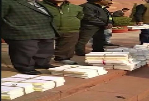 ரபேல் போர் விமான ஒப்பந்தம் : சிஏஜி அறிக்கை மாநிலங்களவையில் தாக்கல்