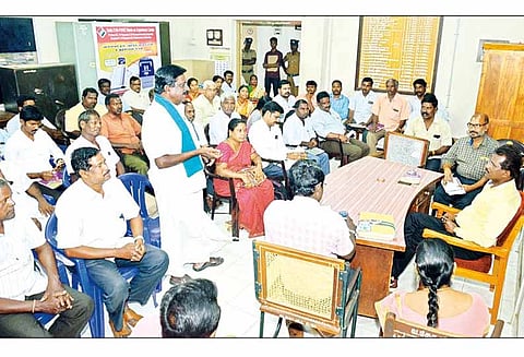 கால்நடைகளுக்கு கோமாரி நோய் தடுப்பூசியை முறையாக போட வேண்டும்