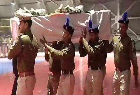 வீரர்களுக்கு அஞ்சலி செலுத்தும் பகுதியில் பாகிஸ்தான் ஜிந்தாபாத் என கோஷமிட்ட ரெயில்வே ஊழியர் கைது