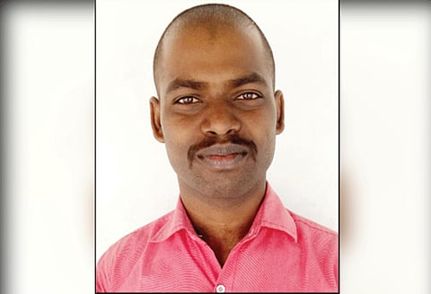 நாமக்கல்லில் ஆவின் பாலக விற்பனையாளர் வீட்டில் திருடிய வாலிபர் கைது 10 பவுன் நகைகள் பறிமுதல்