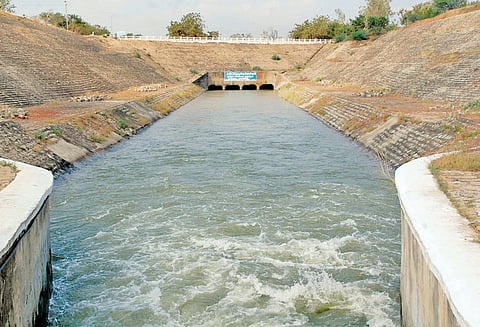 பூண்டி ஏரிக்கு கிருஷ்ணா நதி நீர் வரத்து அதிகரிப்பு