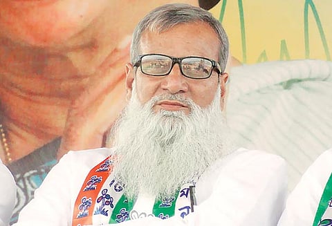 கும்பல் தாக்குதலில் தப்பிக்க காவல் நிலையத்திற்குள் தஞ்சம் புகுந்த திரிணாமுல் காங்கிரஸ் எம்.எல்.ஏ.