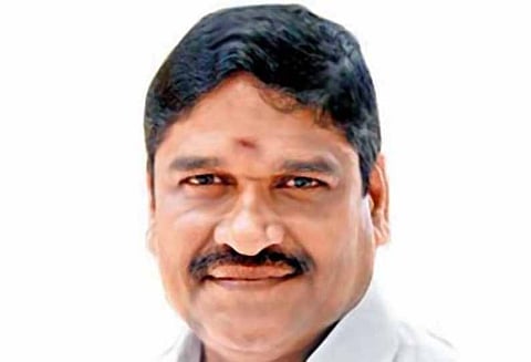 இந்த மாத இறுதிக்குள் 20 தொழிற்சாலைகளுக்கு அடிக்கல் நாட்டு விழா - அமைச்சர் எம்.சி.சம்பத் தகவல்