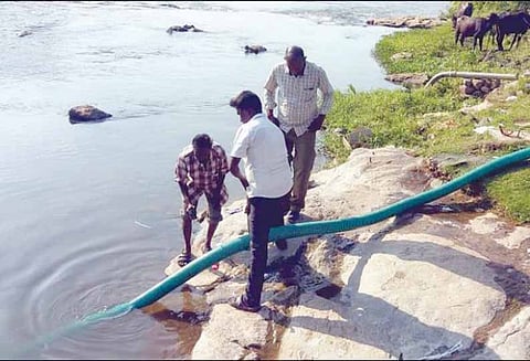 ஆழியாற்றில் தண்ணீர் திருட பயன்படுத்திய 25 குழாய்கள் அகற்றப்பட்டன