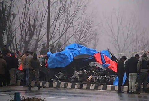 காஷ்மீரில் மேலும் தற்கொலைப்படை தாக்குதல்கள் நடத்தப்படும்: ஹிஸ்புல் முஜாகிதீன் எச்சரிக்கை