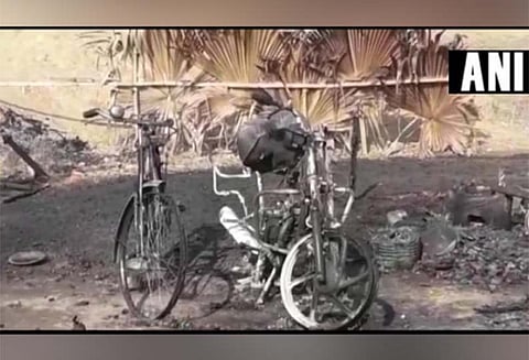 மேற்கு வங்காளம்: தீ விபத்தில் குழந்தைகள் உள்பட 7 பேர் உடல் கருகி பலி