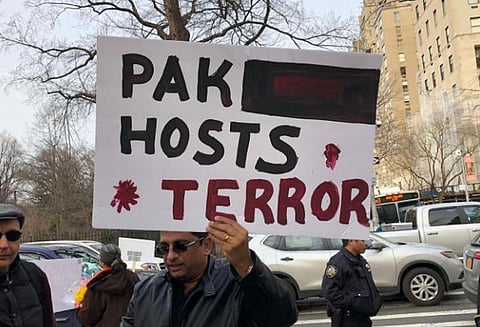 பாகிஸ்தானை கண்டித்து இந்திய வம்சாவளியினர் அமெரிக்காவில் போராட்டம்