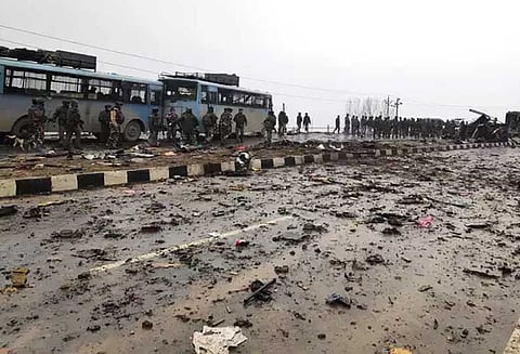 புல்வாமா தாக்குதல் குறித்து நீதி விசாரணை கோரிய மனுவை தள்ளுபடி செய்தது உச்சநீதிமன்றம்