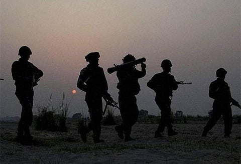 ஜம்மு-காஷ்மீர்: பூஞ்ச் மாவட்டத்தில் பாகிஸ்தான் எல்லை மீறிதாக்குதல் - இந்திய ராணுவம் பதிலடி