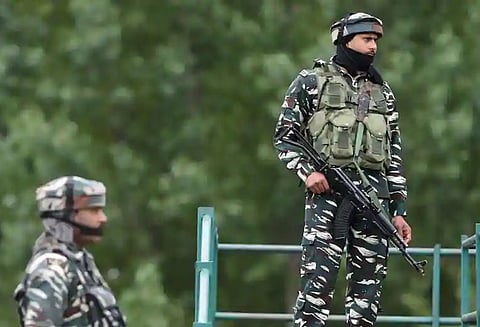 இந்திய தூதரக அதிகாரிக்கு பாகிஸ்தான் சம்மன்