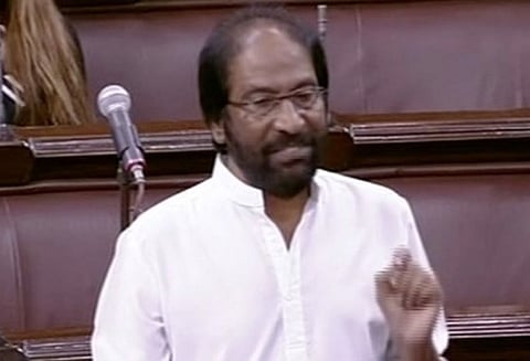 அரசு அலுவலர் தேர்வு ஆணையத்தின் தேர்வுகளை மாநில மொழிகளிலும் நடத்தவேண்டும் - திருச்சி சிவா எம்.பி. வலியுறுத்தல்