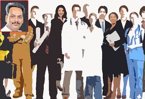 பணி வெளிநாட்டில், பாசம் தாய் நாட்டில்...!