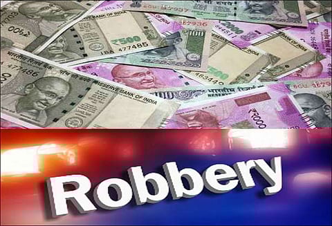 ரூ.50 லட்சம் கொடுத்தால் ரூ.75 லட்சம் தருவதாக தொழில் அதிபரிடம் நூதன கொள்ளை 2 பேர் சிக்கினர்