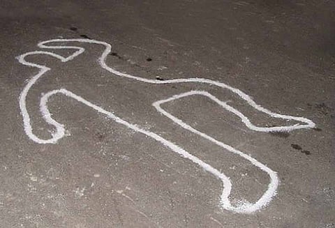 வாழப்பாடி அருகே விபத்தில் பூ வியாபாரி பலி