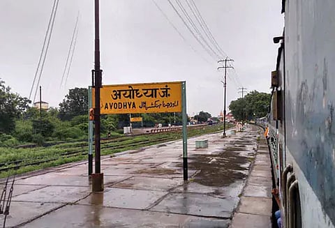 சுப்ரீம் கோர்ட்டில் ராமஜென்ம பூமி வழக்கை 5 நீதிபதிகள் கொண்ட அமர்வு இன்று விசாரிக்கிறது