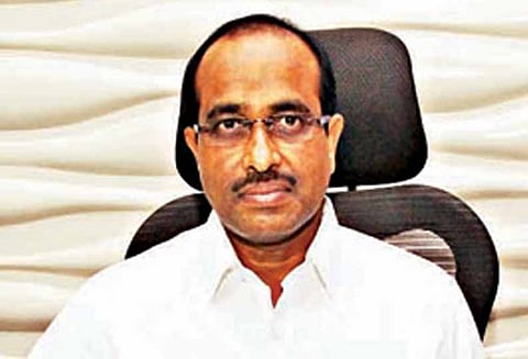 வேலை வாய்ப்பு அலுவலகத்தில் பதிவு செய்து 3 லட்சம் பேர் வேலைக்காக காத்திருக்கின்றனர்