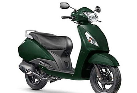 வேலைக்கு செல்லும் பெண்கள் அம்மா ஸ்கூட்டர் பெற விண்ணப்பிக்கலாம் 18 முதல் 40 வயது வரை உள்ளவர்களுக்கு வாய்ப்பு